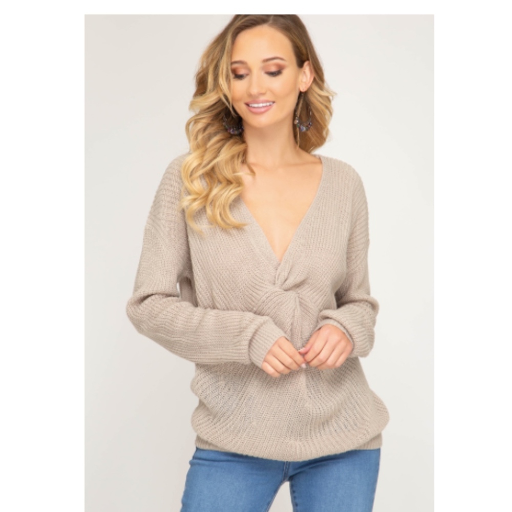 She+Sky Sweater with Deep V-neck - Light Taupe